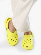 Slippers Classic Bone Crocs Geel women 10001-vue-porte
